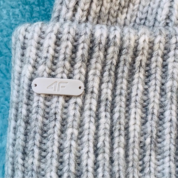 Women's 4F Beanie Cap | Grey | Small - Picture 8 of 9